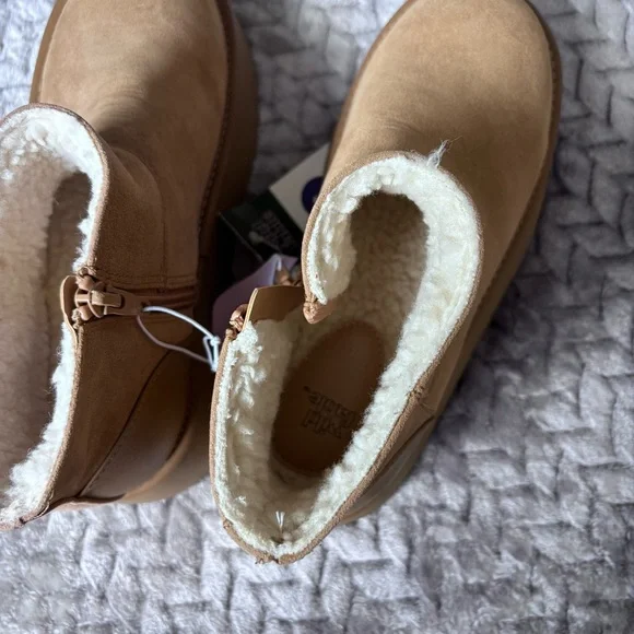NWT Wild fable Ugg like shortie platform boots size 6 - Picture 8 of 8